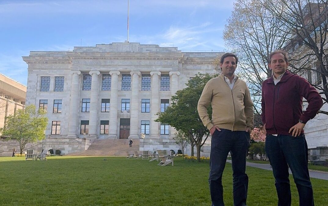 B4-RNA presentó en Harvard Medical School